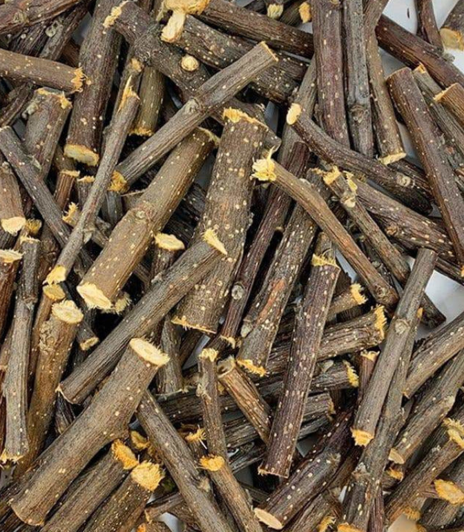 Apple Wood Gnaw Sticks
