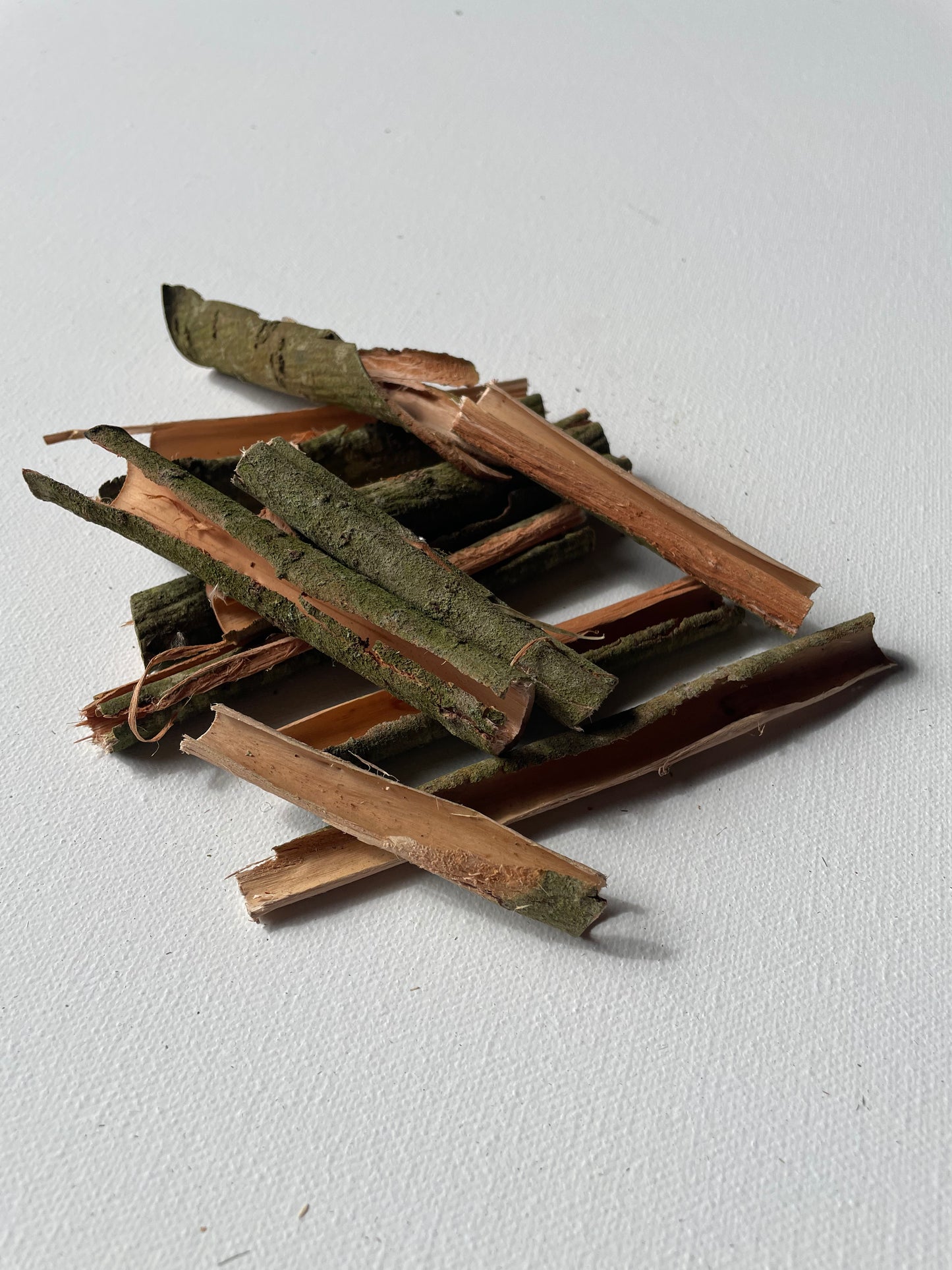 Willow Bark Gnaw Sticks